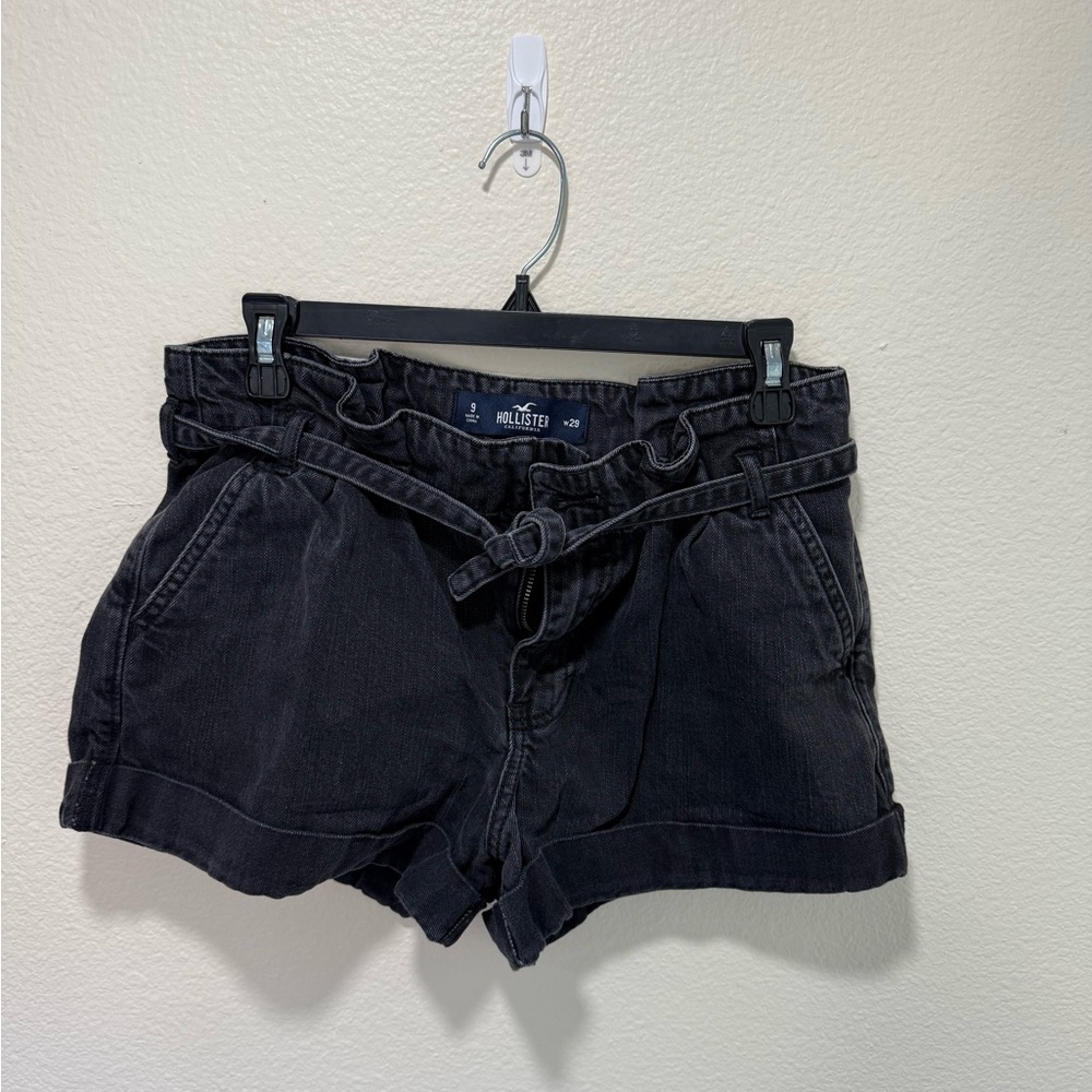 Hollister Women's Black Shorts